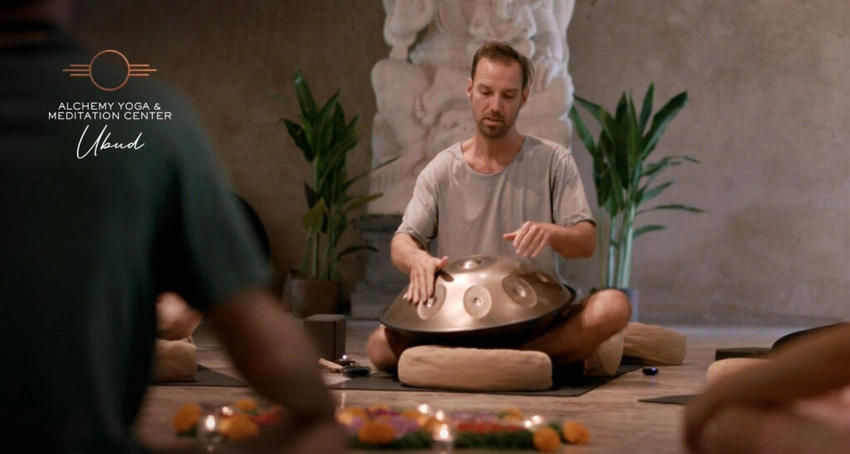 illustration for event: Inner Essence Breathwork w/ Dirk Hamelijnck